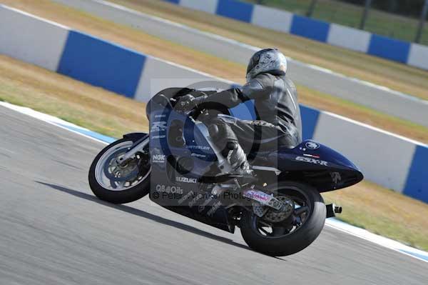 Motorcycle action photographs;donington;donington park leicestershire;donington photographs;event digital images;eventdigitalimages;no limits trackday;peter wileman photography;trackday;trackday digital images;trackday photos