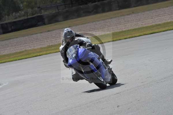 Motorcycle action photographs;donington;donington park leicestershire;donington photographs;event digital images;eventdigitalimages;no limits trackday;peter wileman photography;trackday;trackday digital images;trackday photos