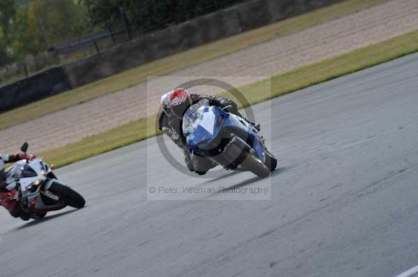Motorcycle action photographs;donington;donington park leicestershire;donington photographs;event digital images;eventdigitalimages;no limits trackday;peter wileman photography;trackday;trackday digital images;trackday photos