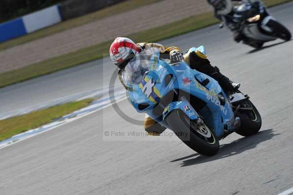 Motorcycle action photographs;donington;donington park leicestershire;donington photographs;event digital images;eventdigitalimages;no limits trackday;peter wileman photography;trackday;trackday digital images;trackday photos