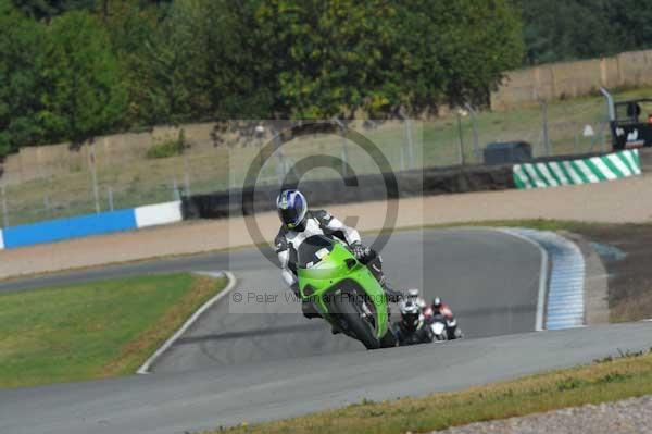 Motorcycle action photographs;donington;donington park leicestershire;donington photographs;event digital images;eventdigitalimages;no limits trackday;peter wileman photography;trackday;trackday digital images;trackday photos