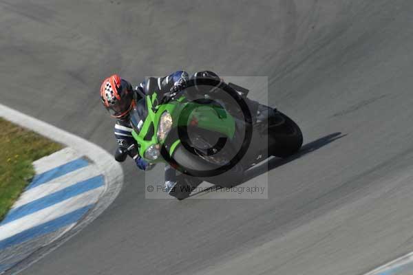 Motorcycle action photographs;donington;donington park leicestershire;donington photographs;event digital images;eventdigitalimages;no limits trackday;peter wileman photography;trackday;trackday digital images;trackday photos