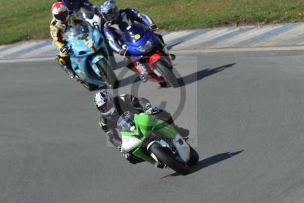 Motorcycle action photographs;donington;donington park leicestershire;donington photographs;event digital images;eventdigitalimages;no limits trackday;peter wileman photography;trackday;trackday digital images;trackday photos