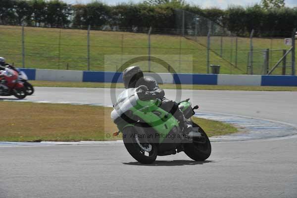Motorcycle action photographs;donington;donington park leicestershire;donington photographs;event digital images;eventdigitalimages;no limits trackday;peter wileman photography;trackday;trackday digital images;trackday photos