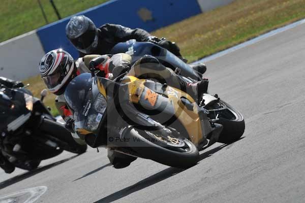 Motorcycle action photographs;donington;donington park leicestershire;donington photographs;event digital images;eventdigitalimages;no limits trackday;peter wileman photography;trackday;trackday digital images;trackday photos
