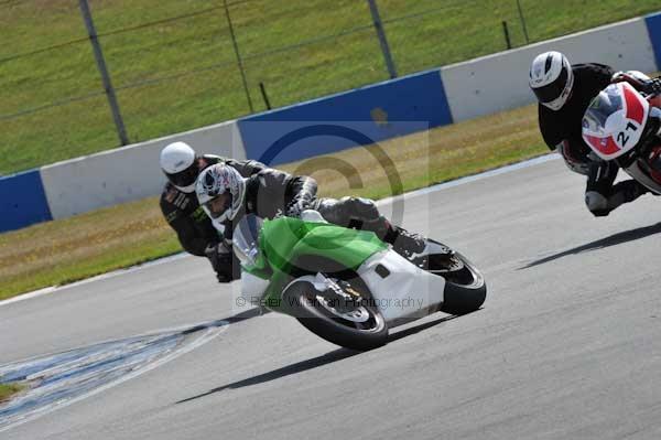 Motorcycle action photographs;donington;donington park leicestershire;donington photographs;event digital images;eventdigitalimages;no limits trackday;peter wileman photography;trackday;trackday digital images;trackday photos