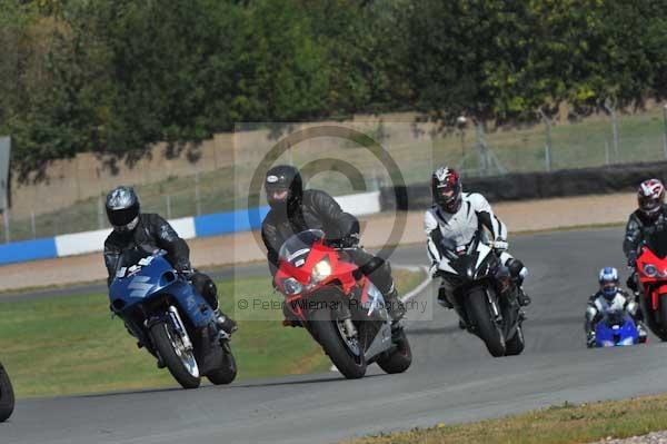 Motorcycle action photographs;donington;donington park leicestershire;donington photographs;event digital images;eventdigitalimages;no limits trackday;peter wileman photography;trackday;trackday digital images;trackday photos