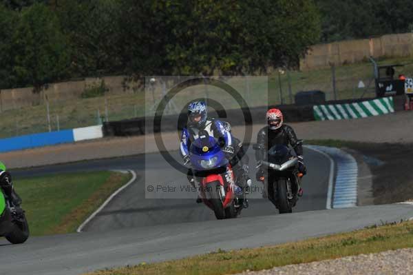 Motorcycle action photographs;donington;donington park leicestershire;donington photographs;event digital images;eventdigitalimages;no limits trackday;peter wileman photography;trackday;trackday digital images;trackday photos
