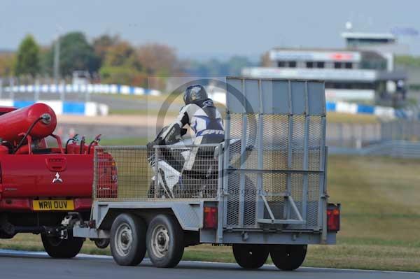Motorcycle action photographs;donington;donington park leicestershire;donington photographs;event digital images;eventdigitalimages;no limits trackday;peter wileman photography;trackday;trackday digital images;trackday photos