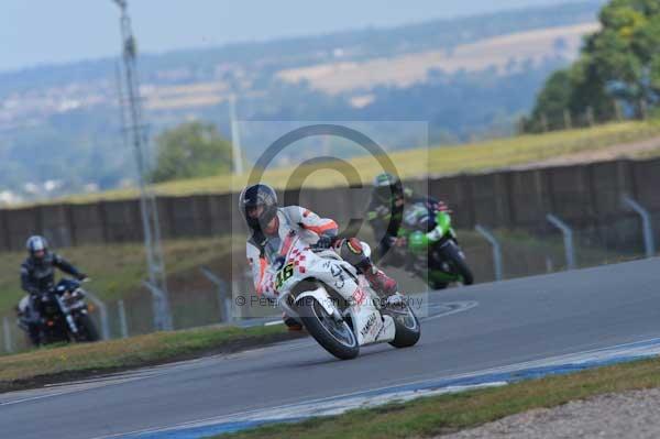 Motorcycle action photographs;donington;donington park leicestershire;donington photographs;event digital images;eventdigitalimages;no limits trackday;peter wileman photography;trackday;trackday digital images;trackday photos