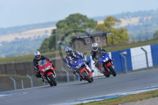 Motorcycle action photographs;donington;donington park leicestershire;donington photographs;event digital images;eventdigitalimages;no limits trackday;peter wileman photography;trackday;trackday digital images;trackday photos