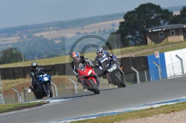 Motorcycle action photographs;donington;donington park leicestershire;donington photographs;event digital images;eventdigitalimages;no limits trackday;peter wileman photography;trackday;trackday digital images;trackday photos