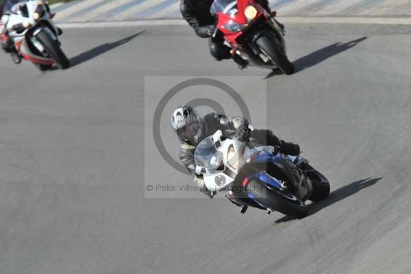 Motorcycle action photographs;donington;donington park leicestershire;donington photographs;event digital images;eventdigitalimages;no limits trackday;peter wileman photography;trackday;trackday digital images;trackday photos