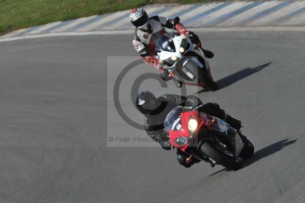 Motorcycle action photographs;donington;donington park leicestershire;donington photographs;event digital images;eventdigitalimages;no limits trackday;peter wileman photography;trackday;trackday digital images;trackday photos