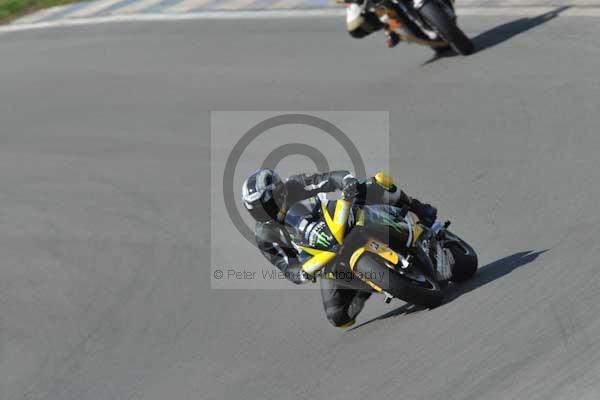 Motorcycle action photographs;donington;donington park leicestershire;donington photographs;event digital images;eventdigitalimages;no limits trackday;peter wileman photography;trackday;trackday digital images;trackday photos