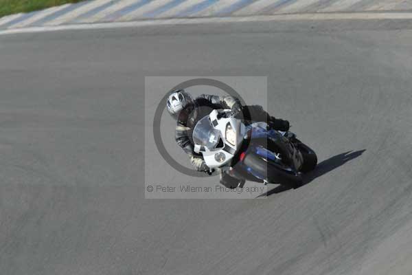 Motorcycle action photographs;donington;donington park leicestershire;donington photographs;event digital images;eventdigitalimages;no limits trackday;peter wileman photography;trackday;trackday digital images;trackday photos
