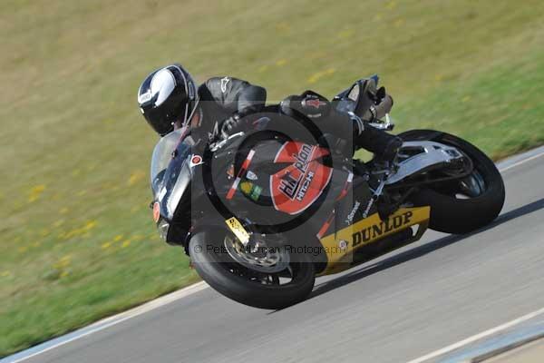 Motorcycle action photographs;donington;donington park leicestershire;donington photographs;event digital images;eventdigitalimages;no limits trackday;peter wileman photography;trackday;trackday digital images;trackday photos
