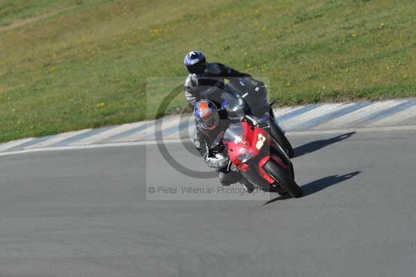 Motorcycle action photographs;donington;donington park leicestershire;donington photographs;event digital images;eventdigitalimages;no limits trackday;peter wileman photography;trackday;trackday digital images;trackday photos
