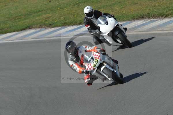 Motorcycle action photographs;donington;donington park leicestershire;donington photographs;event digital images;eventdigitalimages;no limits trackday;peter wileman photography;trackday;trackday digital images;trackday photos