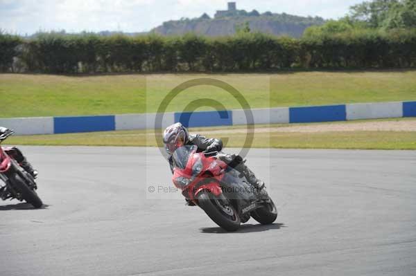 Motorcycle action photographs;donington;donington park leicestershire;donington photographs;event digital images;eventdigitalimages;no limits trackday;peter wileman photography;trackday;trackday digital images;trackday photos