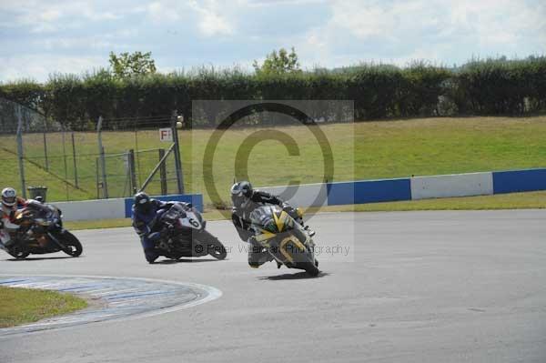 Motorcycle action photographs;donington;donington park leicestershire;donington photographs;event digital images;eventdigitalimages;no limits trackday;peter wileman photography;trackday;trackday digital images;trackday photos