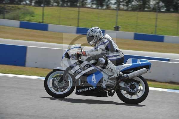 Motorcycle action photographs;donington;donington park leicestershire;donington photographs;event digital images;eventdigitalimages;no limits trackday;peter wileman photography;trackday;trackday digital images;trackday photos