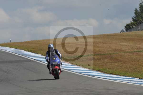Motorcycle action photographs;donington;donington park leicestershire;donington photographs;event digital images;eventdigitalimages;no limits trackday;peter wileman photography;trackday;trackday digital images;trackday photos