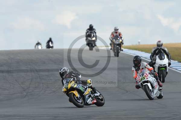 Motorcycle action photographs;donington;donington park leicestershire;donington photographs;event digital images;eventdigitalimages;no limits trackday;peter wileman photography;trackday;trackday digital images;trackday photos