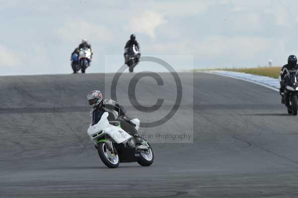 Motorcycle action photographs;donington;donington park leicestershire;donington photographs;event digital images;eventdigitalimages;no limits trackday;peter wileman photography;trackday;trackday digital images;trackday photos