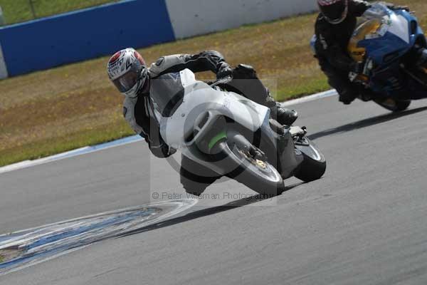 Motorcycle action photographs;donington;donington park leicestershire;donington photographs;event digital images;eventdigitalimages;no limits trackday;peter wileman photography;trackday;trackday digital images;trackday photos