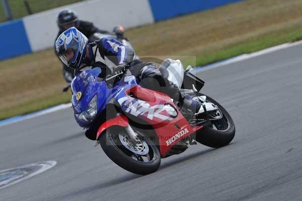 Motorcycle action photographs;donington;donington park leicestershire;donington photographs;event digital images;eventdigitalimages;no limits trackday;peter wileman photography;trackday;trackday digital images;trackday photos