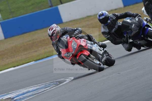 Motorcycle action photographs;donington;donington park leicestershire;donington photographs;event digital images;eventdigitalimages;no limits trackday;peter wileman photography;trackday;trackday digital images;trackday photos