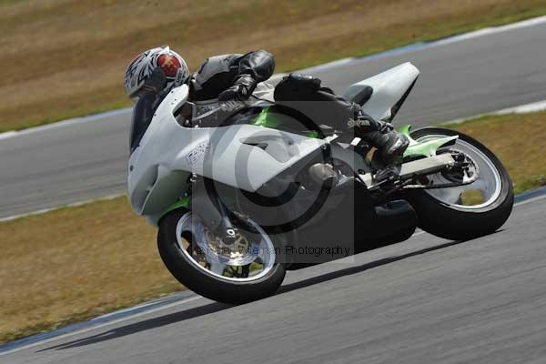 Motorcycle action photographs;donington;donington park leicestershire;donington photographs;event digital images;eventdigitalimages;no limits trackday;peter wileman photography;trackday;trackday digital images;trackday photos