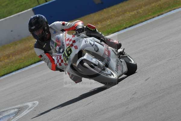 Motorcycle action photographs;donington;donington park leicestershire;donington photographs;event digital images;eventdigitalimages;no limits trackday;peter wileman photography;trackday;trackday digital images;trackday photos