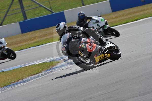 Motorcycle action photographs;donington;donington park leicestershire;donington photographs;event digital images;eventdigitalimages;no limits trackday;peter wileman photography;trackday;trackday digital images;trackday photos