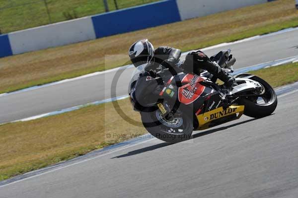 Motorcycle action photographs;donington;donington park leicestershire;donington photographs;event digital images;eventdigitalimages;no limits trackday;peter wileman photography;trackday;trackday digital images;trackday photos