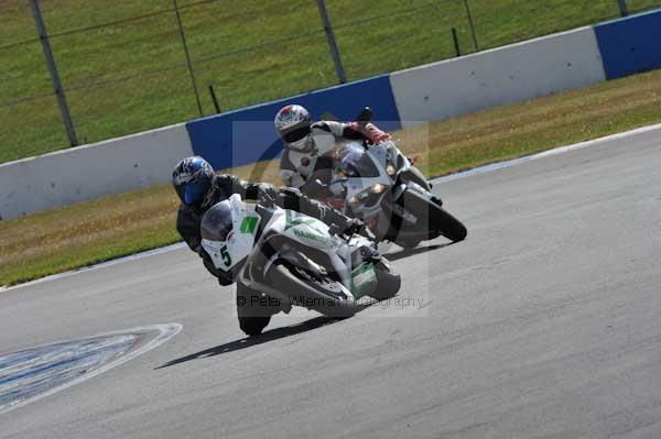 Motorcycle action photographs;donington;donington park leicestershire;donington photographs;event digital images;eventdigitalimages;no limits trackday;peter wileman photography;trackday;trackday digital images;trackday photos