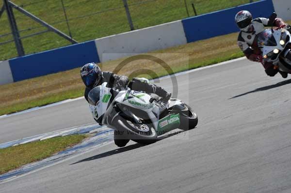 Motorcycle action photographs;donington;donington park leicestershire;donington photographs;event digital images;eventdigitalimages;no limits trackday;peter wileman photography;trackday;trackday digital images;trackday photos