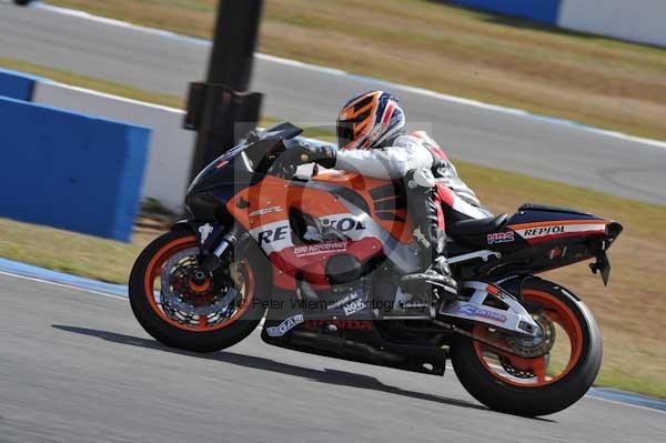 Motorcycle action photographs;donington;donington park leicestershire;donington photographs;event digital images;eventdigitalimages;no limits trackday;peter wileman photography;trackday;trackday digital images;trackday photos