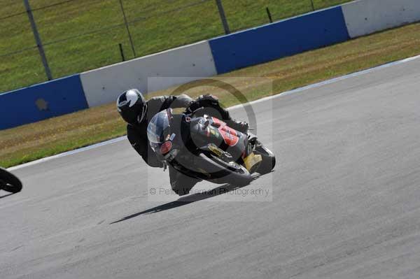 Motorcycle action photographs;donington;donington park leicestershire;donington photographs;event digital images;eventdigitalimages;no limits trackday;peter wileman photography;trackday;trackday digital images;trackday photos