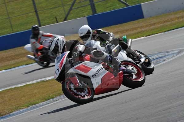 Motorcycle action photographs;donington;donington park leicestershire;donington photographs;event digital images;eventdigitalimages;no limits trackday;peter wileman photography;trackday;trackday digital images;trackday photos