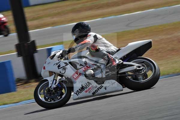 Motorcycle action photographs;donington;donington park leicestershire;donington photographs;event digital images;eventdigitalimages;no limits trackday;peter wileman photography;trackday;trackday digital images;trackday photos