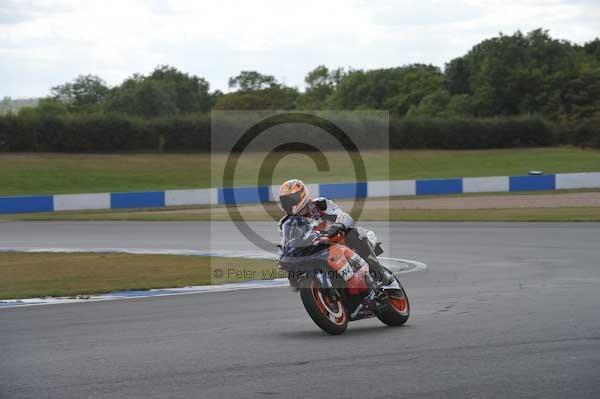 Motorcycle action photographs;donington;donington park leicestershire;donington photographs;event digital images;eventdigitalimages;no limits trackday;peter wileman photography;trackday;trackday digital images;trackday photos