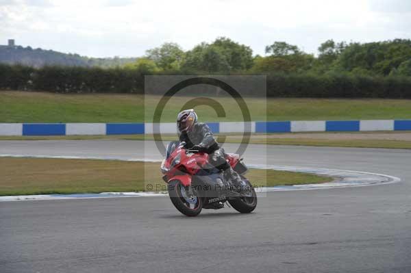 Motorcycle action photographs;donington;donington park leicestershire;donington photographs;event digital images;eventdigitalimages;no limits trackday;peter wileman photography;trackday;trackday digital images;trackday photos