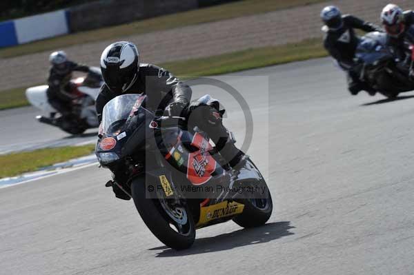 Motorcycle action photographs;donington;donington park leicestershire;donington photographs;event digital images;eventdigitalimages;no limits trackday;peter wileman photography;trackday;trackday digital images;trackday photos