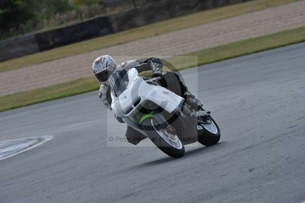 Motorcycle action photographs;donington;donington park leicestershire;donington photographs;event digital images;eventdigitalimages;no limits trackday;peter wileman photography;trackday;trackday digital images;trackday photos