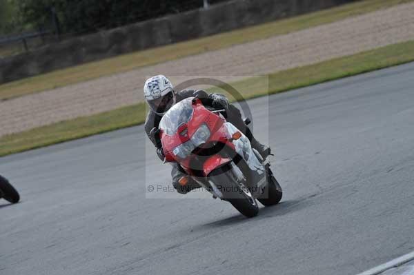 Motorcycle action photographs;donington;donington park leicestershire;donington photographs;event digital images;eventdigitalimages;no limits trackday;peter wileman photography;trackday;trackday digital images;trackday photos