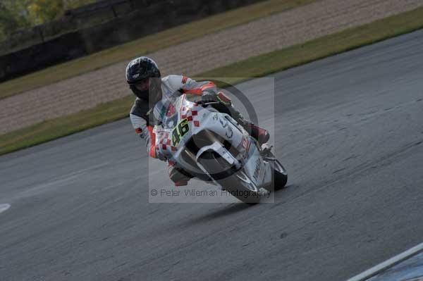 Motorcycle action photographs;donington;donington park leicestershire;donington photographs;event digital images;eventdigitalimages;no limits trackday;peter wileman photography;trackday;trackday digital images;trackday photos