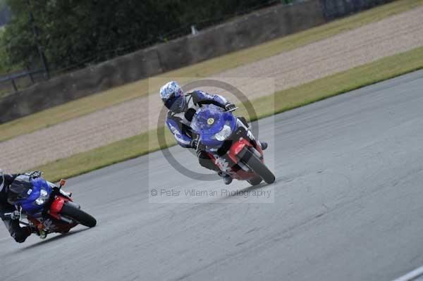 Motorcycle action photographs;donington;donington park leicestershire;donington photographs;event digital images;eventdigitalimages;no limits trackday;peter wileman photography;trackday;trackday digital images;trackday photos