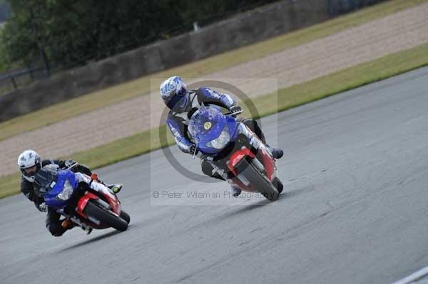 Motorcycle action photographs;donington;donington park leicestershire;donington photographs;event digital images;eventdigitalimages;no limits trackday;peter wileman photography;trackday;trackday digital images;trackday photos